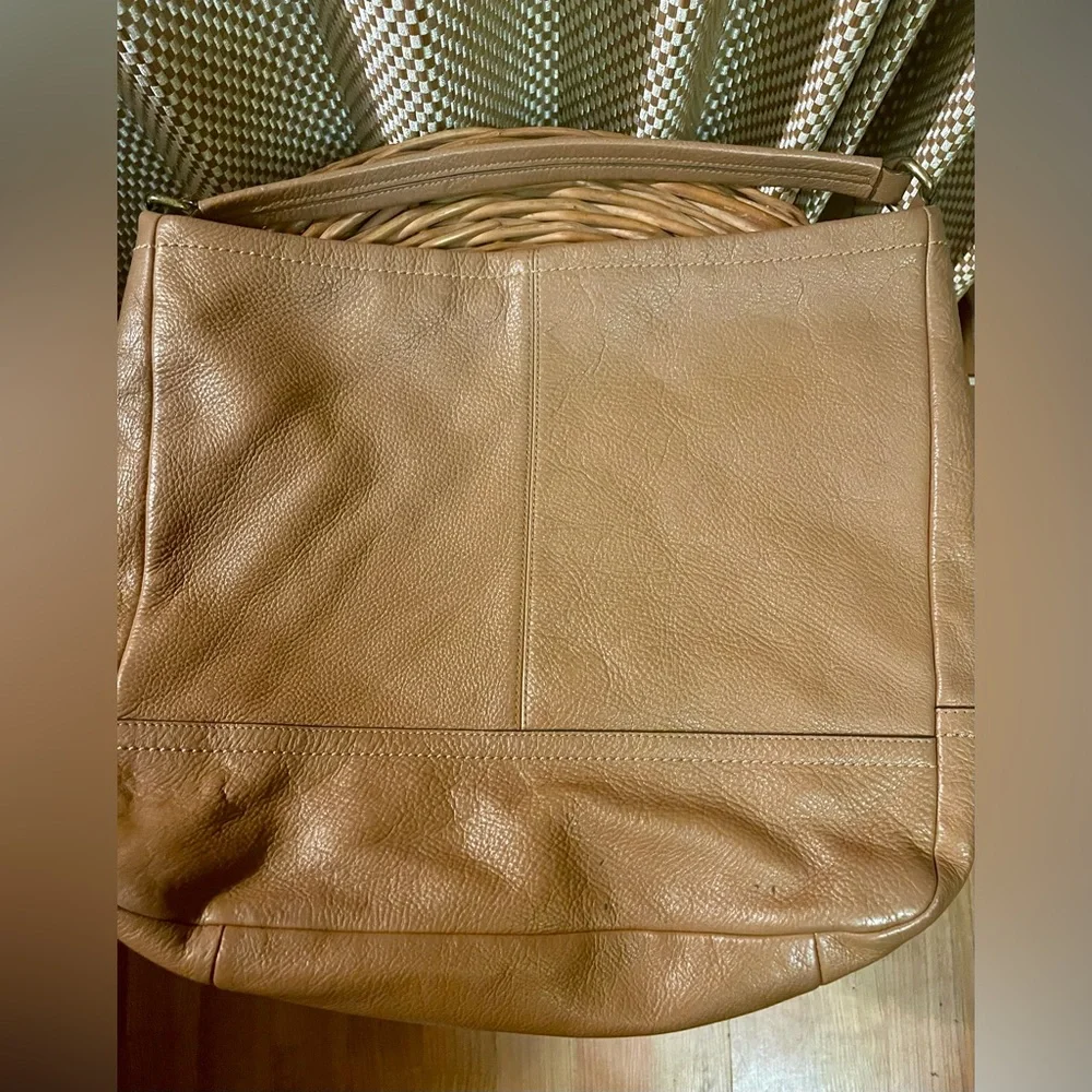 Coach Tan Leather HoBo Bag - Picture 3 of 8